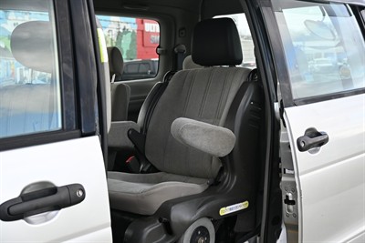 2000 Toyota Townace - Thumbnail