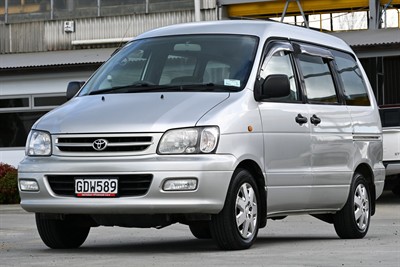 2000 Toyota Townace - Thumbnail