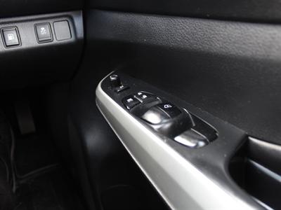 2016 Nissan Navara - Thumbnail