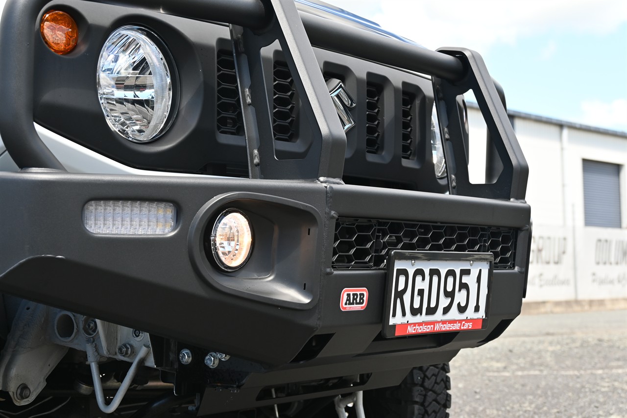 2025 Suzuki Jimny
