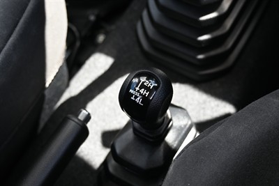 2025 Suzuki Jimny - Thumbnail