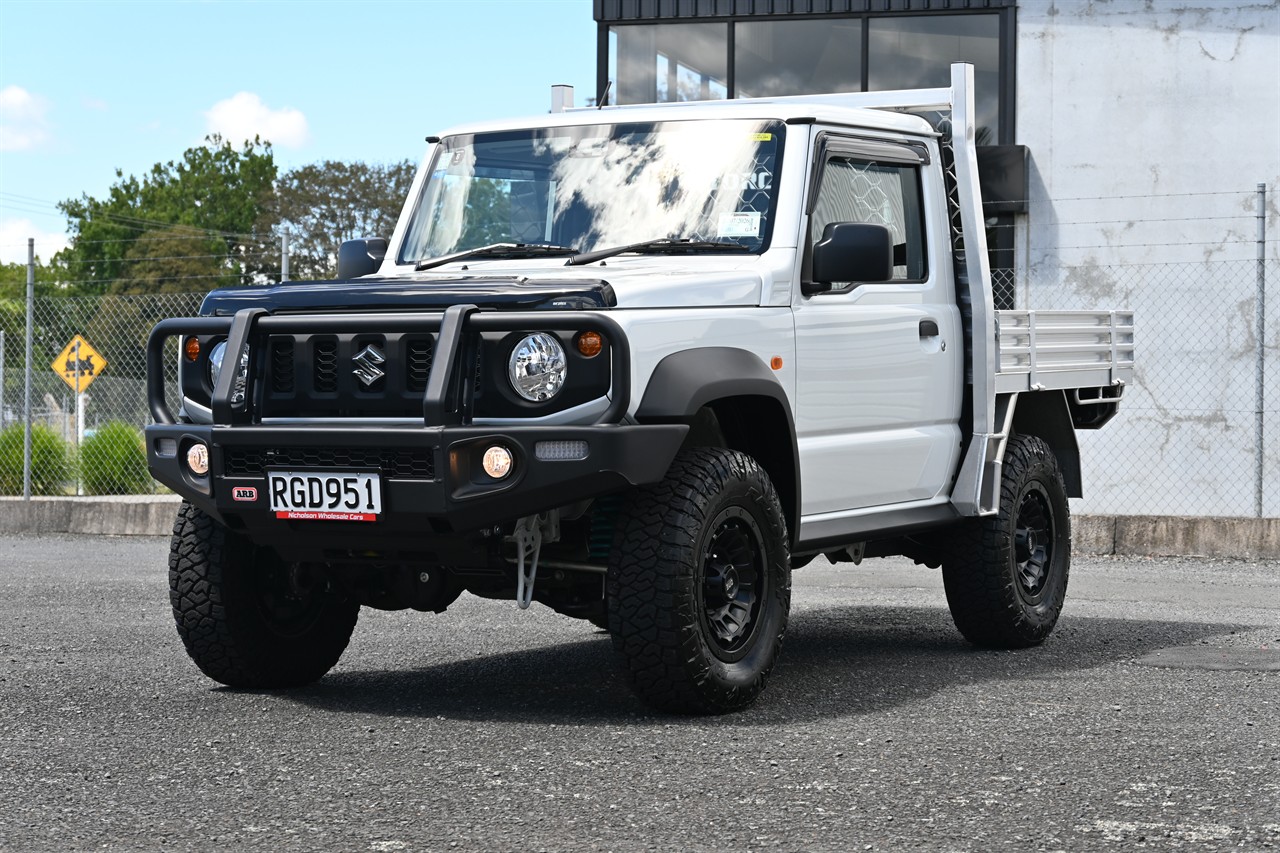 2025 Suzuki Jimny