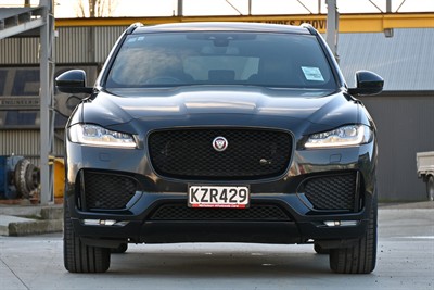 2017 Jaguar F-Pace - Thumbnail