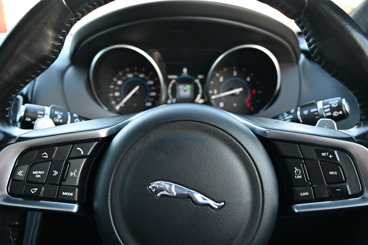 2017 Jaguar F-Pace