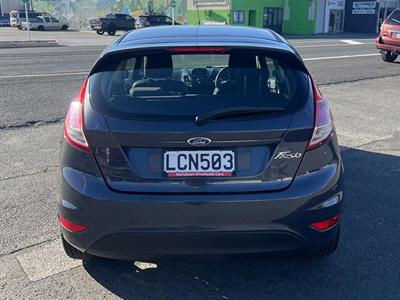2015 Ford Fiesta - Thumbnail