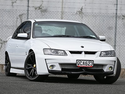 2004 Holden Commodore