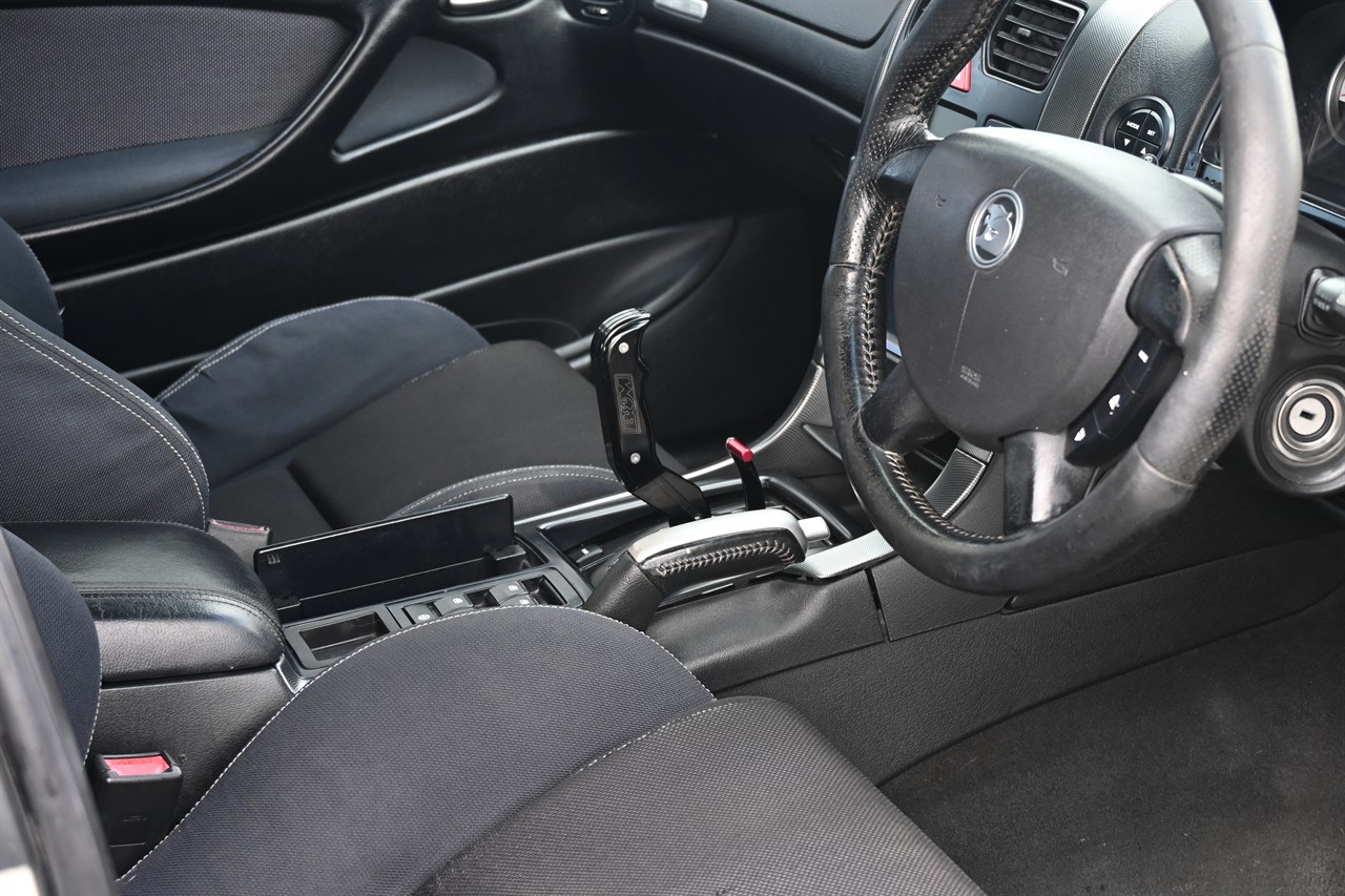 2004 Holden Commodore