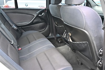 2004 Holden Commodore - Thumbnail