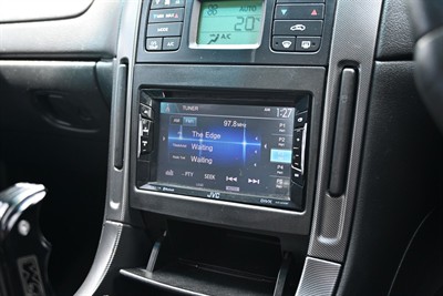 2004 Holden Commodore - Thumbnail