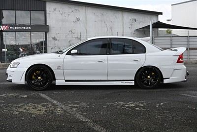 2004 Holden Commodore - Thumbnail