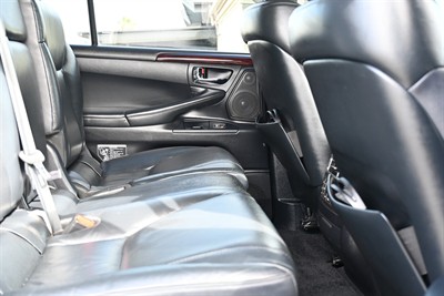 2010 Lexus Lx570 - Thumbnail