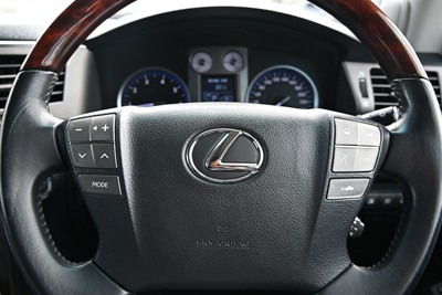 2010 Lexus Lx570 - Thumbnail