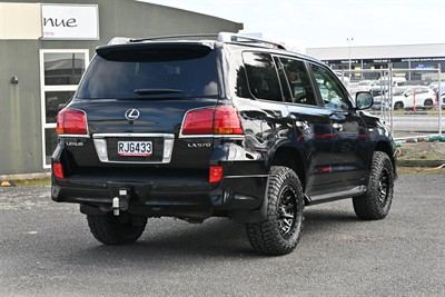 2010 Lexus Lx570 - Thumbnail