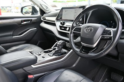 2024 Toyota Highlander - Thumbnail