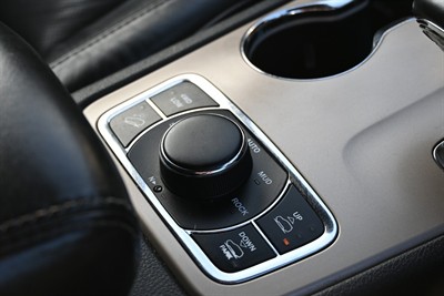 2013 Jeep Grand Cherokee - Thumbnail