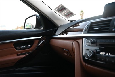 2017 BMW 330E - Thumbnail