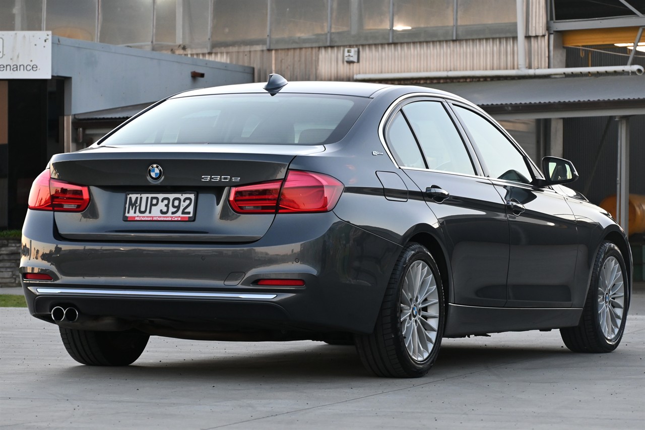 2017 BMW 330E