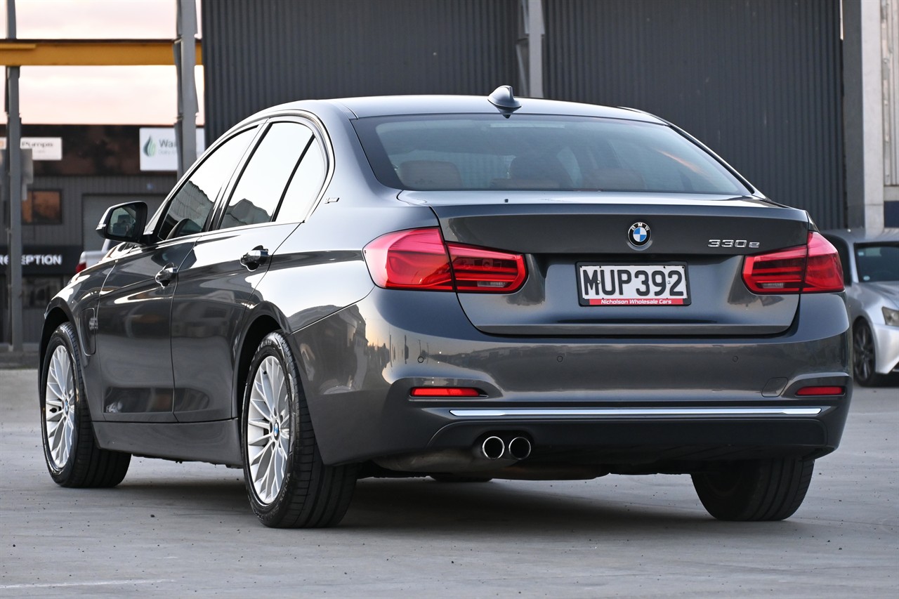 2017 BMW 330E