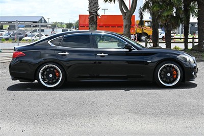 2011 Nissan Fuga - Thumbnail