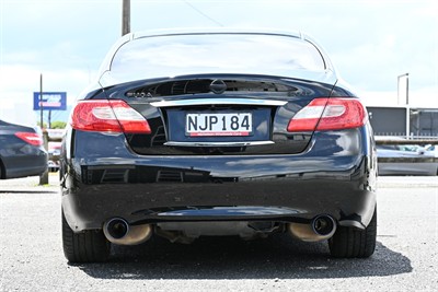 2011 Nissan Fuga - Thumbnail