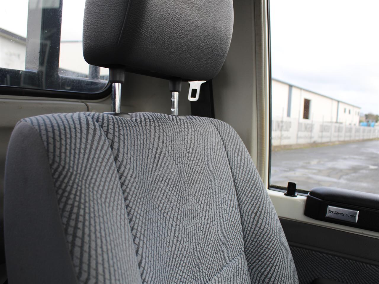 2015 Toyota Landcruiser