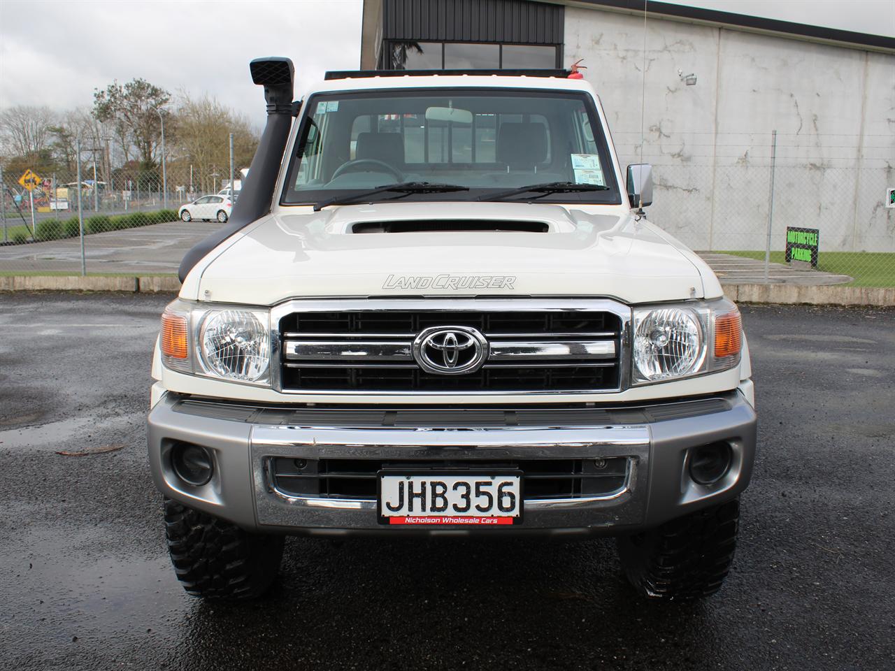 2015 Toyota Landcruiser
