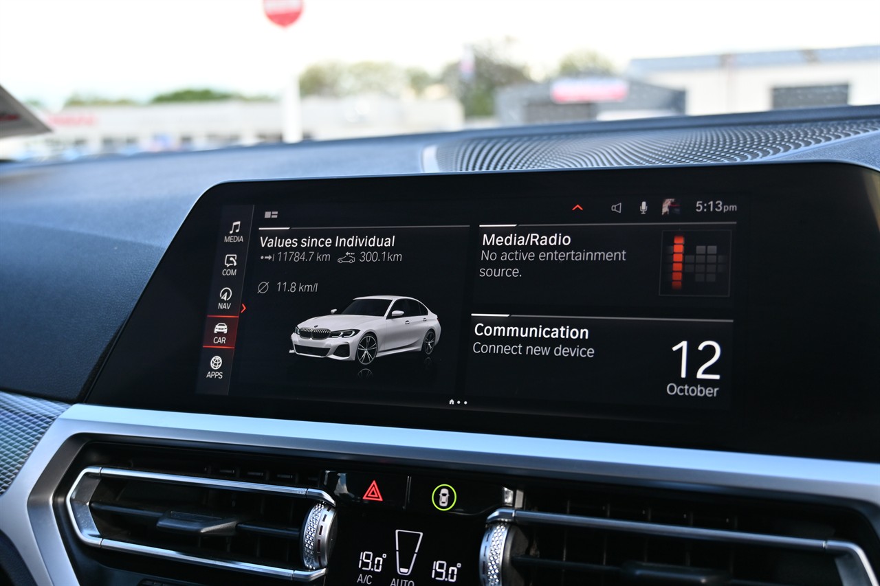 2019 BMW 320I