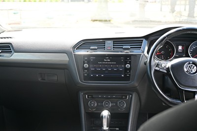 2019 Volkswagen Tiguan - Thumbnail