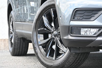 2019 Volkswagen Tiguan - Thumbnail