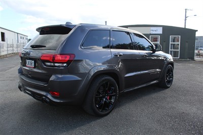2015 Jeep Grand Cherokee - Thumbnail