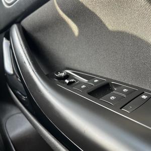 2019 Holden Astra - Thumbnail