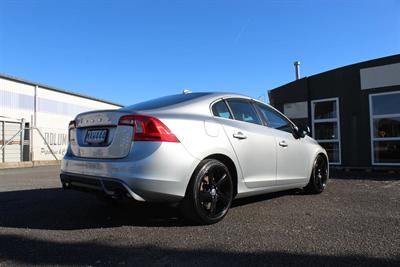 2013 Volvo S60 - Thumbnail