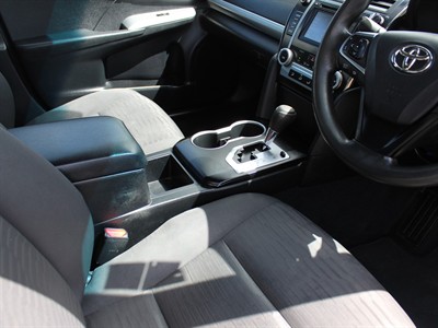2015 Toyota Camry - Thumbnail