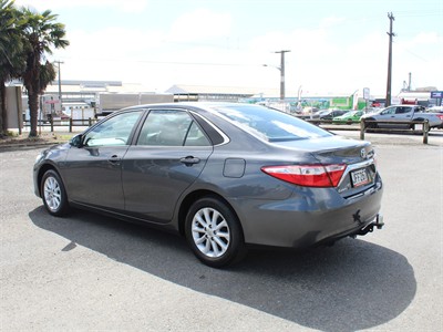 2015 Toyota Camry - Thumbnail