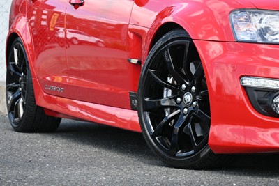 2010 Holden Hsv - Thumbnail