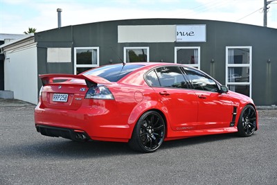 2010 Holden Hsv - Thumbnail
