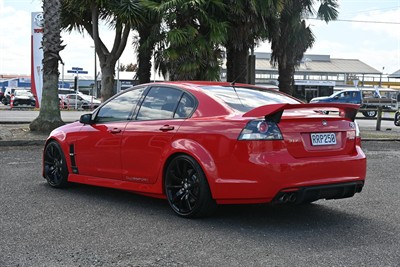 2010 Holden Hsv - Thumbnail
