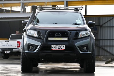 2017 Nissan Navara - Thumbnail