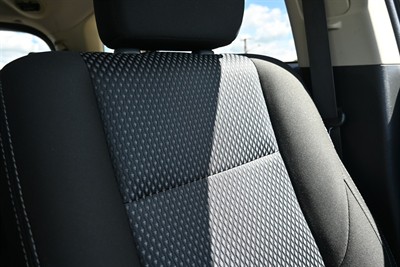 2016 Mitsubishi Outlander - Thumbnail