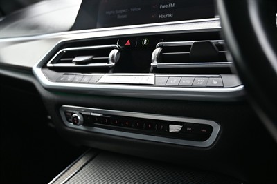 2019 BMW X5 - Thumbnail