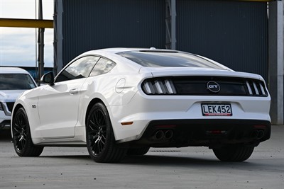 2018 Ford Mustang - Thumbnail