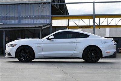 2018 Ford Mustang - Thumbnail