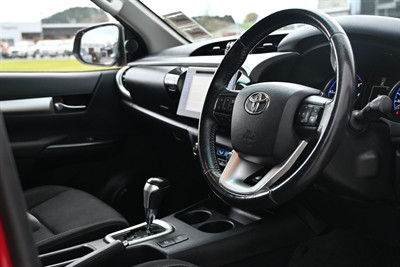 2017 Toyota Hilux - Thumbnail