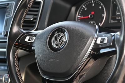 2018 Volkswagen Amarok - Thumbnail