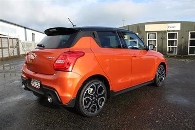 2021 Suzuki Swift - Thumbnail