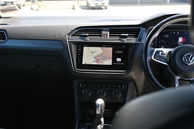 2020 Volkswagen Tiguan - Thumbnail