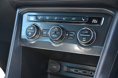 2020 Volkswagen Tiguan - Thumbnail