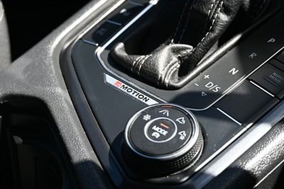 2020 Volkswagen Tiguan - Thumbnail