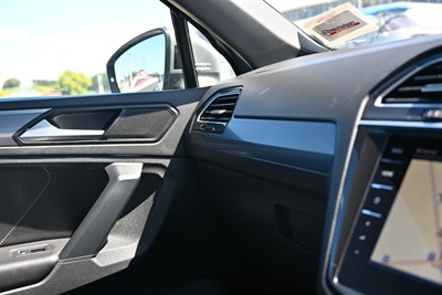 2020 Volkswagen Tiguan - Thumbnail