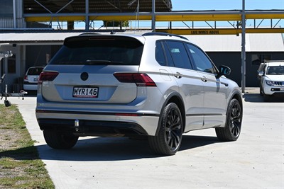 2020 Volkswagen Tiguan - Thumbnail